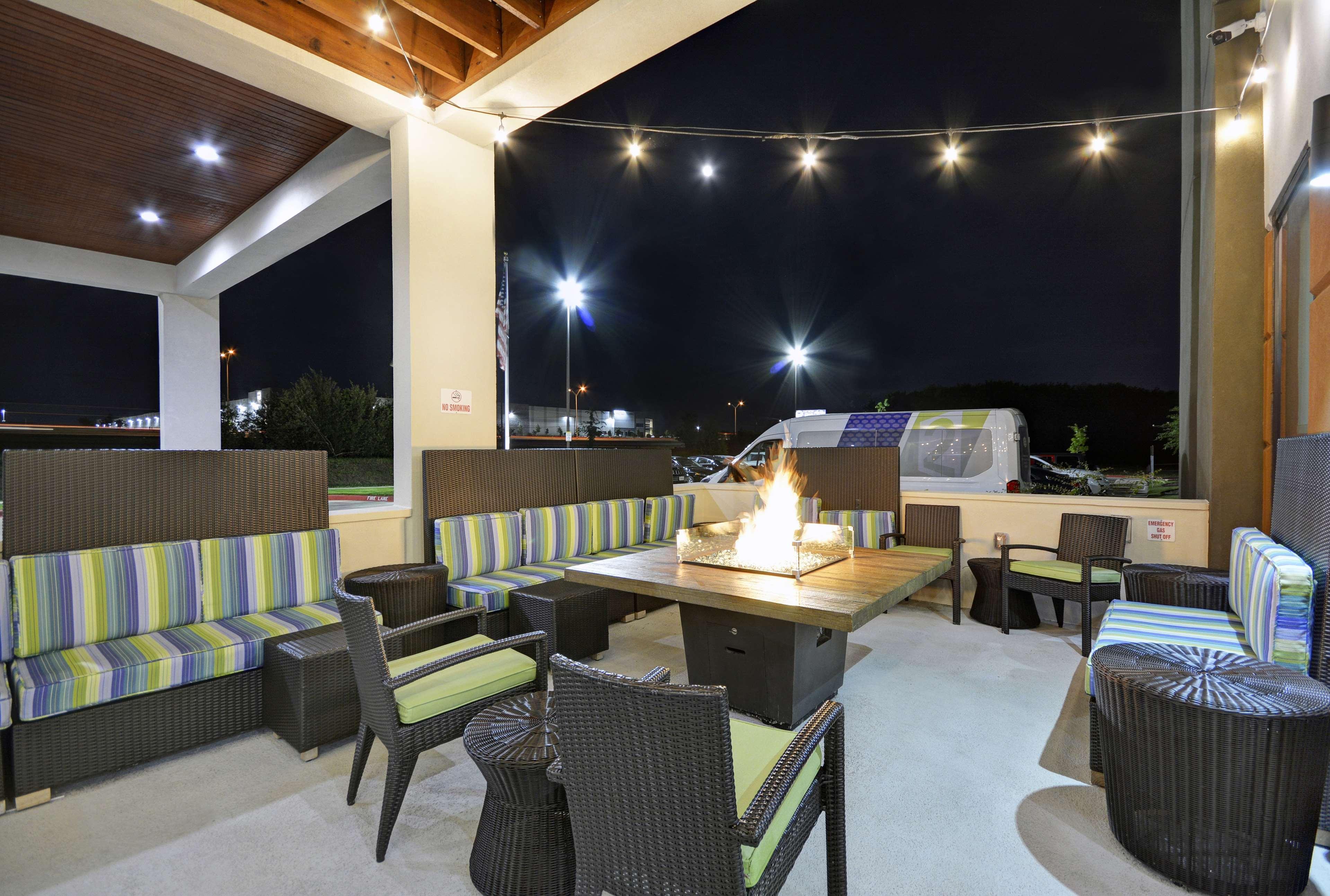 Home2 Suites By Hilton Dallas Desoto DeSoto Exterior foto